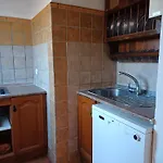 Con Piscina منزل ريفي