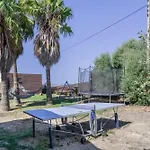 Con Piscina * كونيل ذي لا فرونتيرا