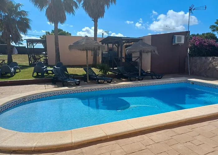 Con Piscina Hétvégi ház *