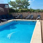 Con Piscina 컨트리하우스 *