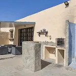 Con Piscina 컨트리하우스 *